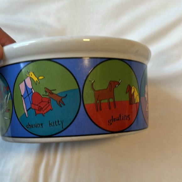 Classic White Dog Bowl - Picture 5 of 8